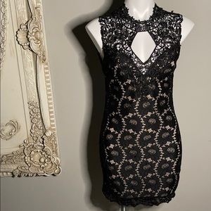 Windsor backless lace dress sexy.